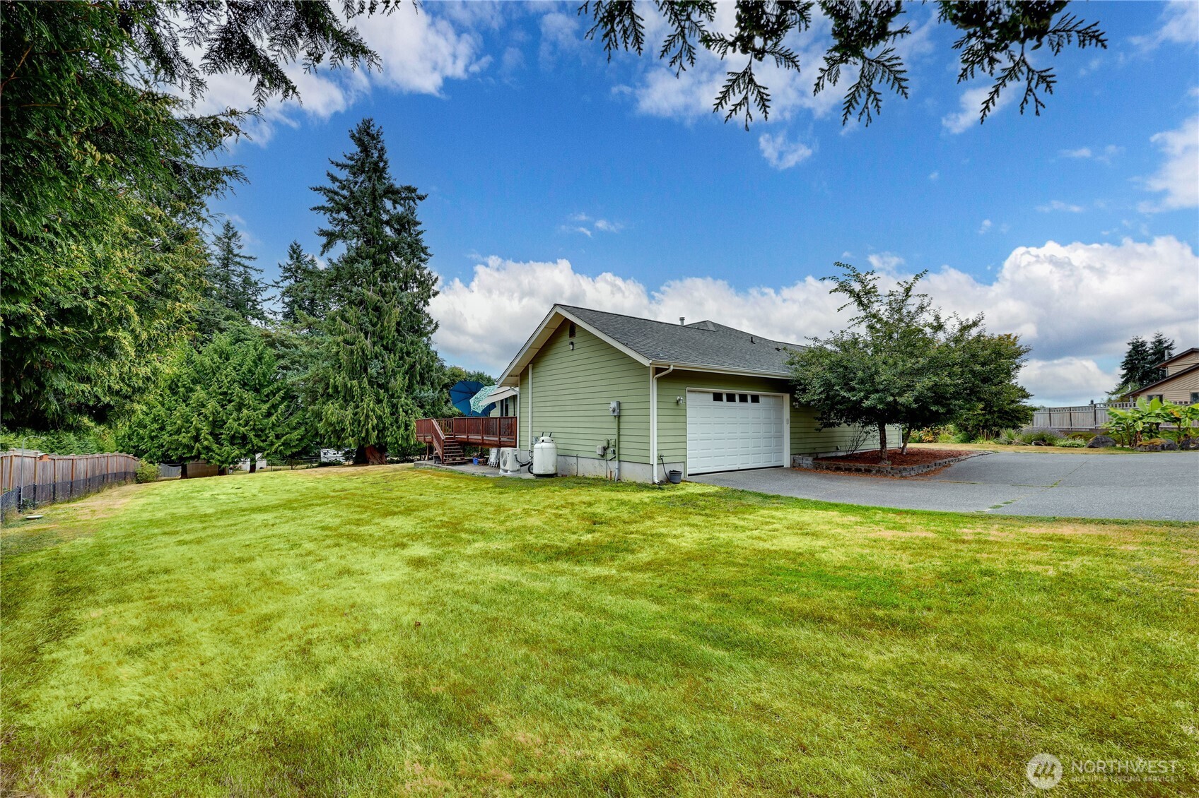2560 NE William E Sutton Road , Bremerton, WA 98311