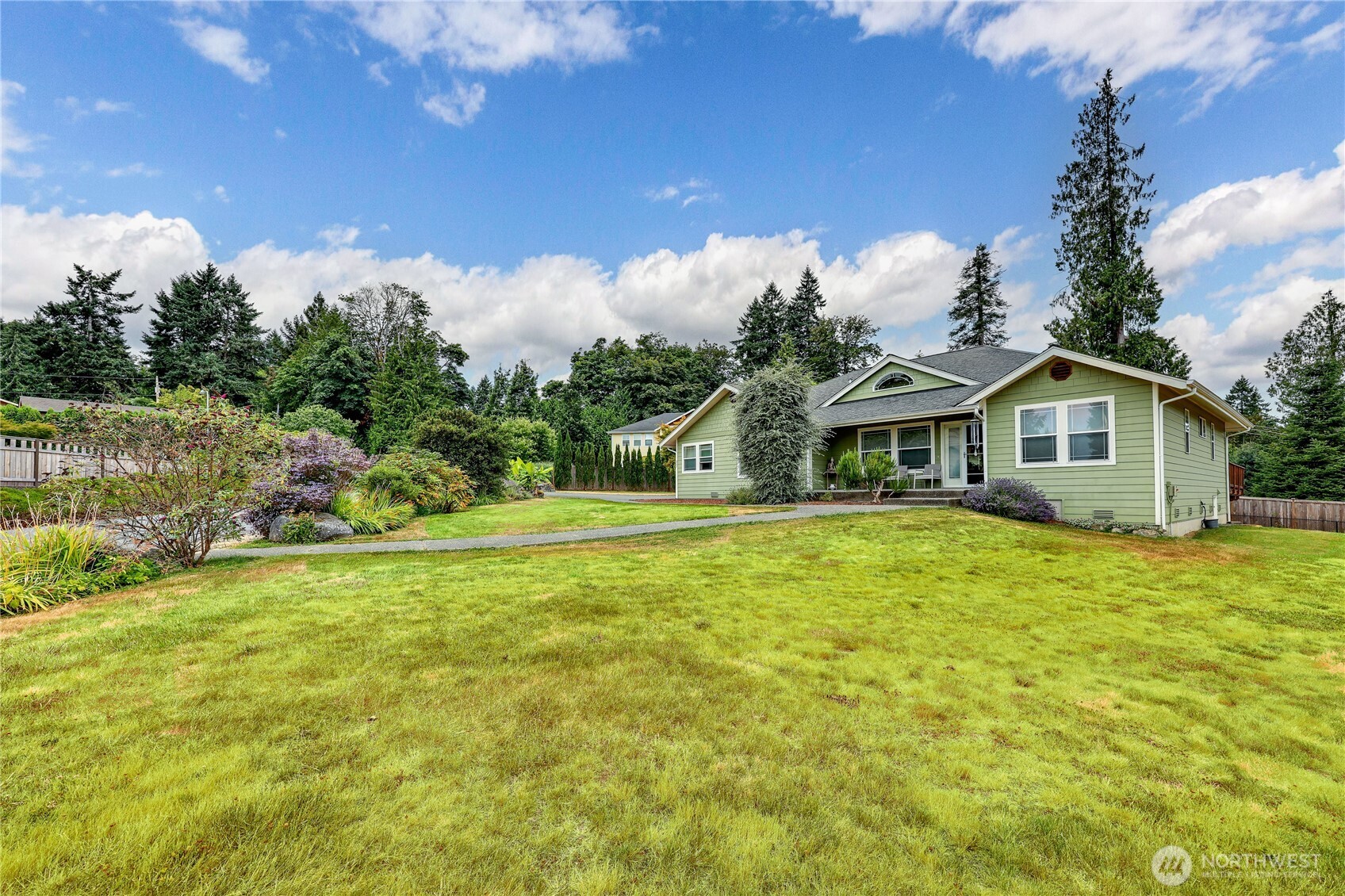 2560 NE William E Sutton Road , Bremerton, WA 98311