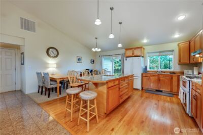 2560 NE William E Sutton Road , Bremerton, WA 98311 - Photo 8