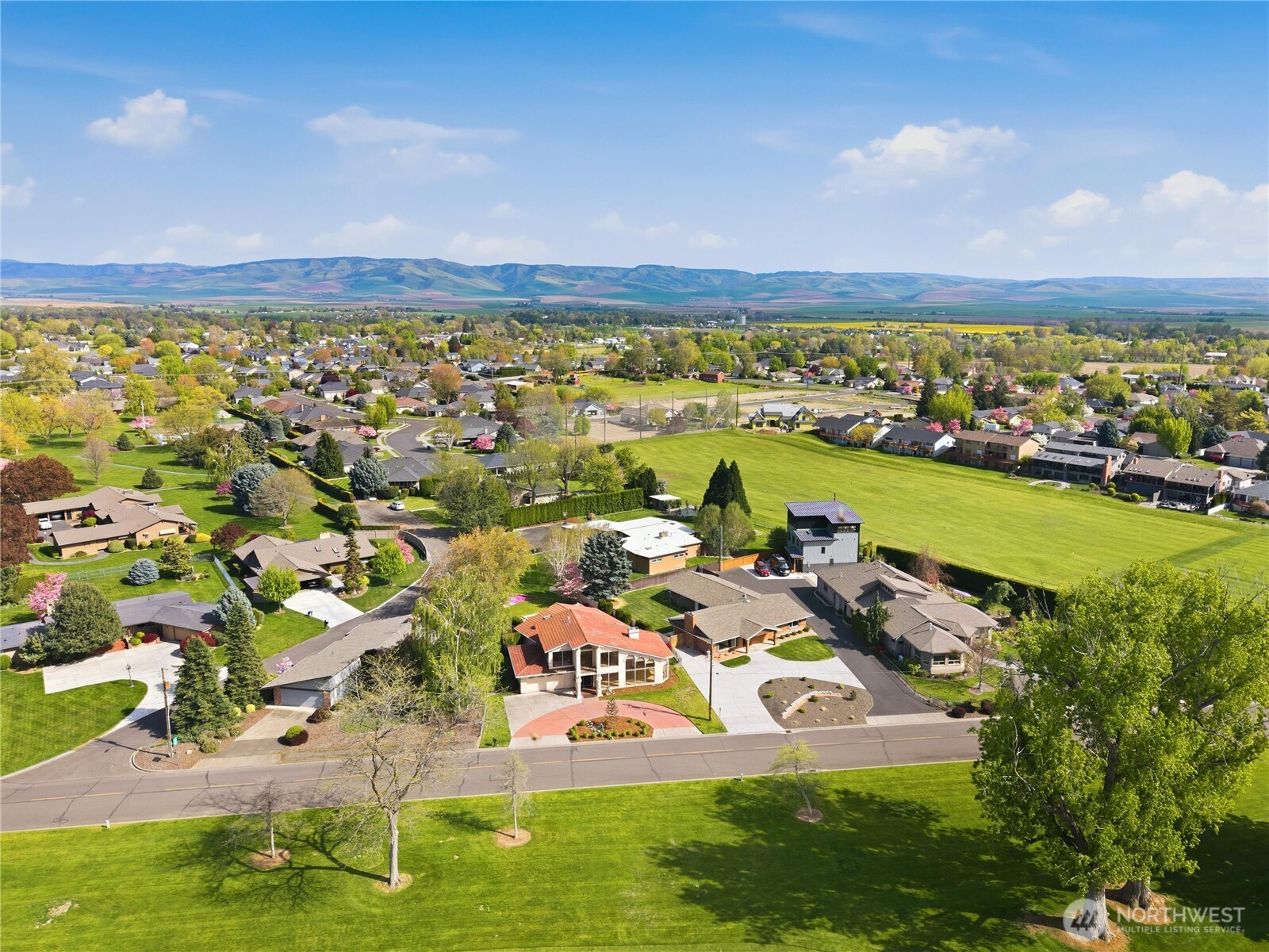 1255 Country Club Road , Walla Walla, WA 99362