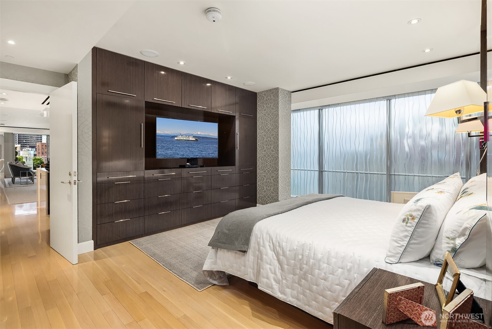99 Union Street #1704, Seattle, WA 98101