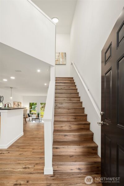 4330 W Lake Sammamish Parkway SE #G114, Issaquah, WA 98027 - Photo 2