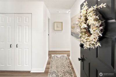 10508 NE 32nd Place #G302, Bellevue, WA 98004 - Photo 1