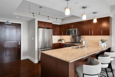 650 Bellevue Way NE #2808, Bellevue, WA 98004 - Photo 7