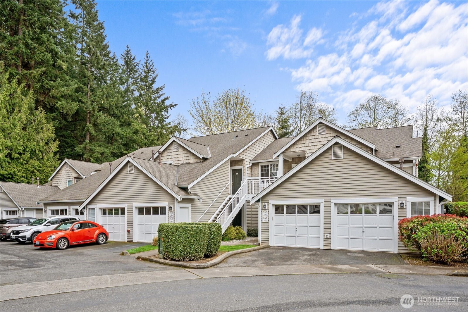 9728 178th Place NE #204, Redmond, WA 98052