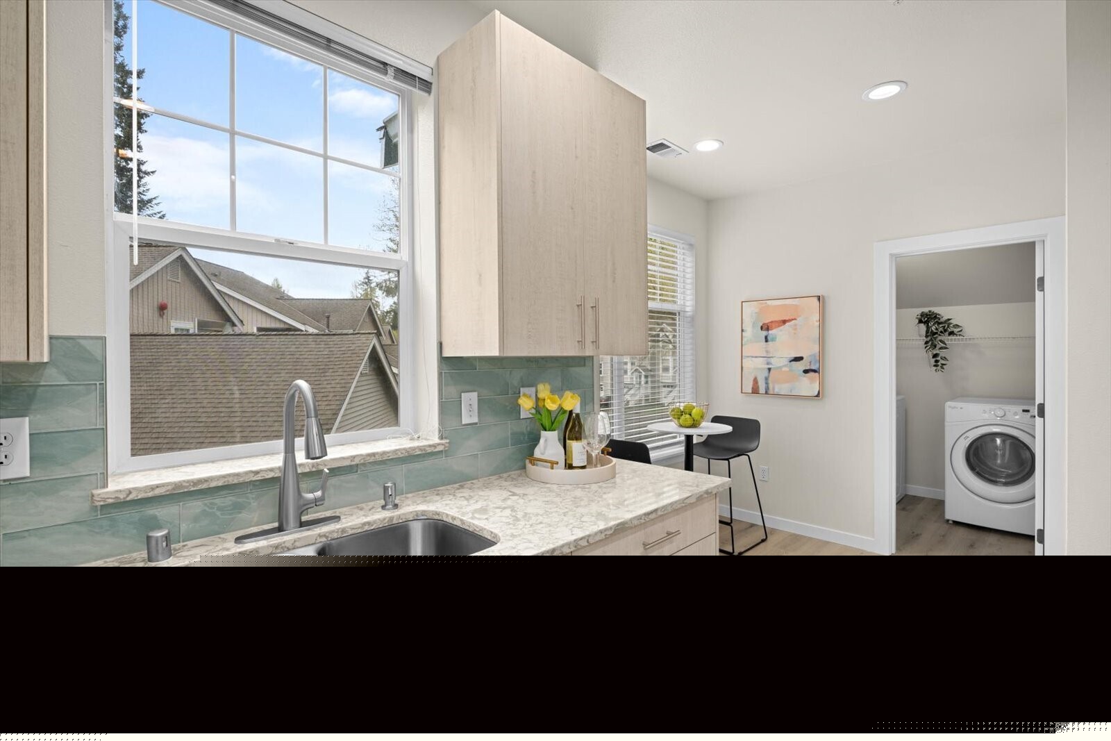 9728 178th Place NE #204, Redmond, WA 98052