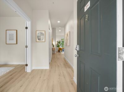 9728 178th Place NE #204, Redmond, WA 98052