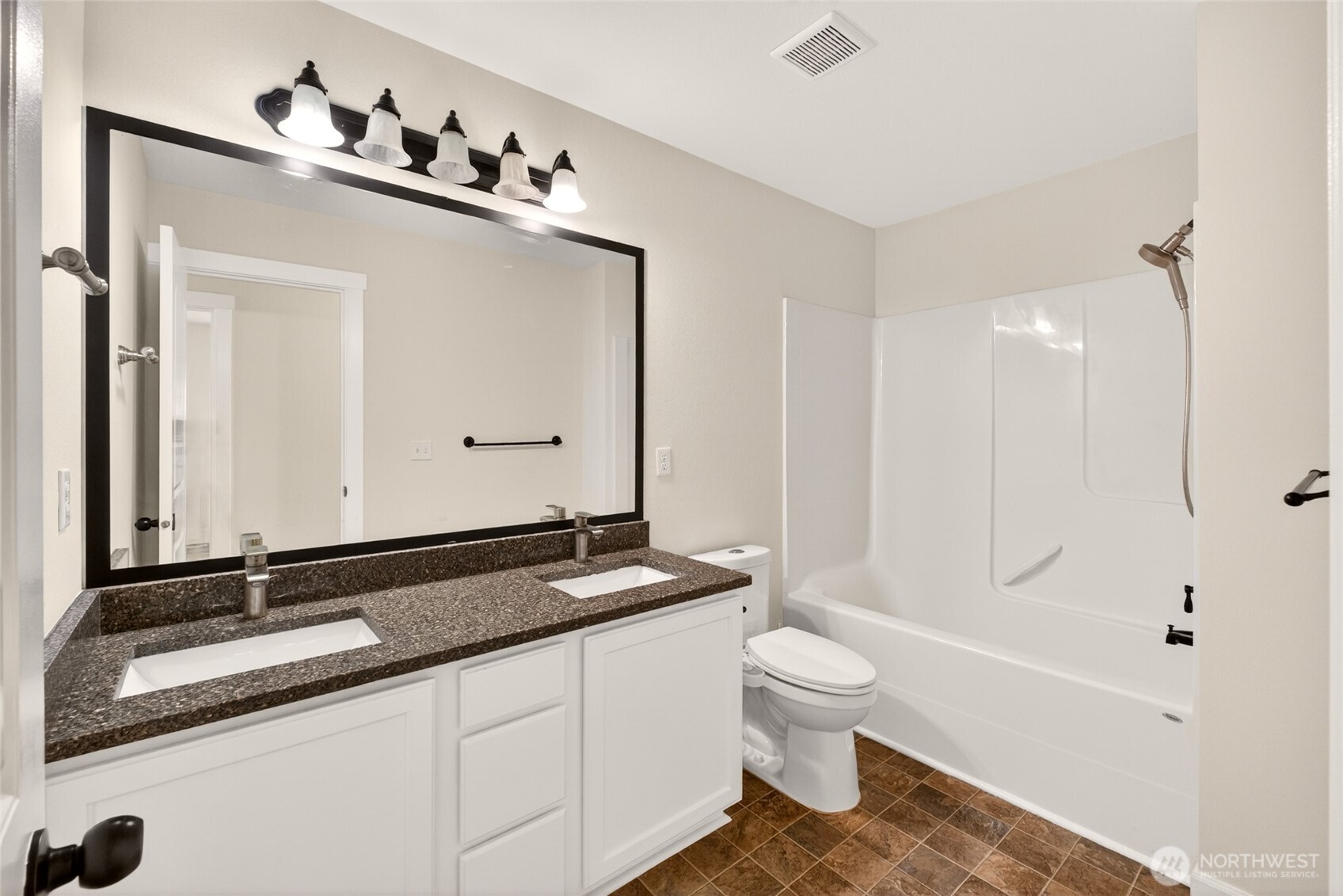 335 NE GRAHAM Avenue , Renton, WA 98059