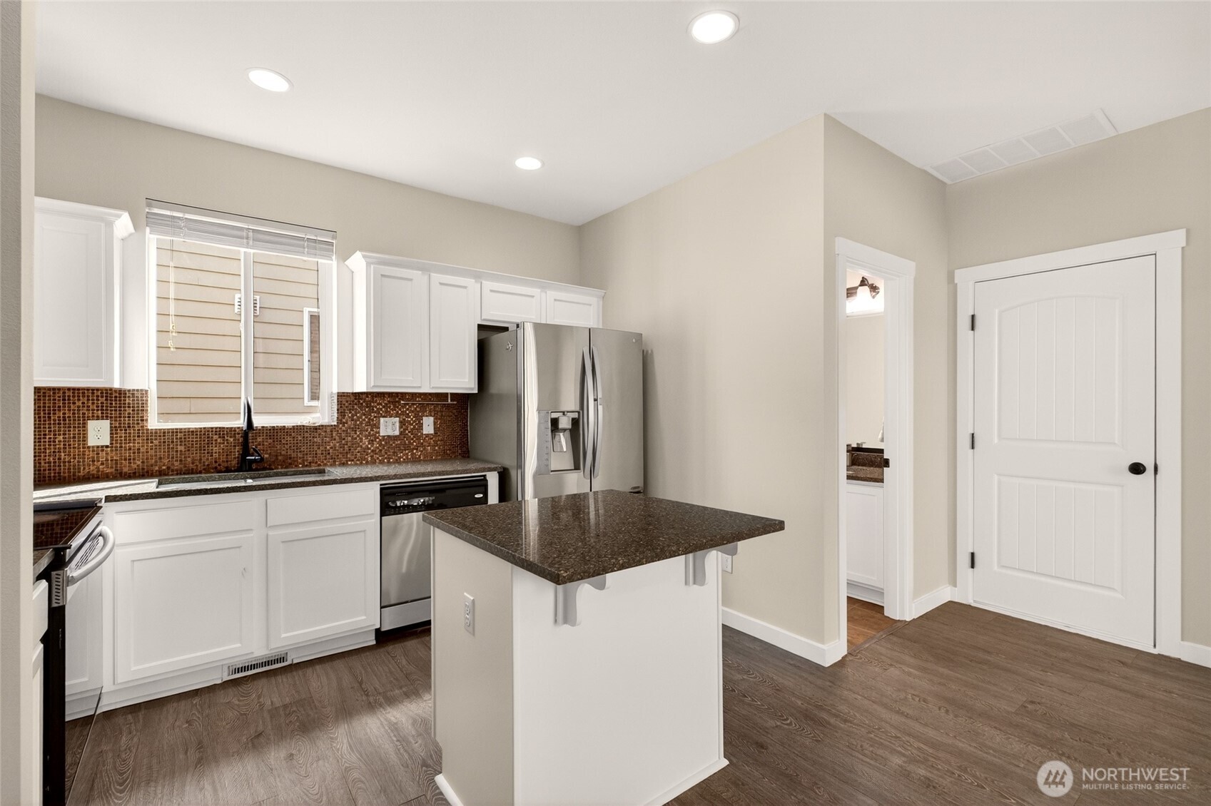 335 NE GRAHAM Avenue , Renton, WA 98059