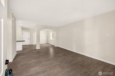 335 NE GRAHAM Avenue , Renton, WA 98059 - Photo 6