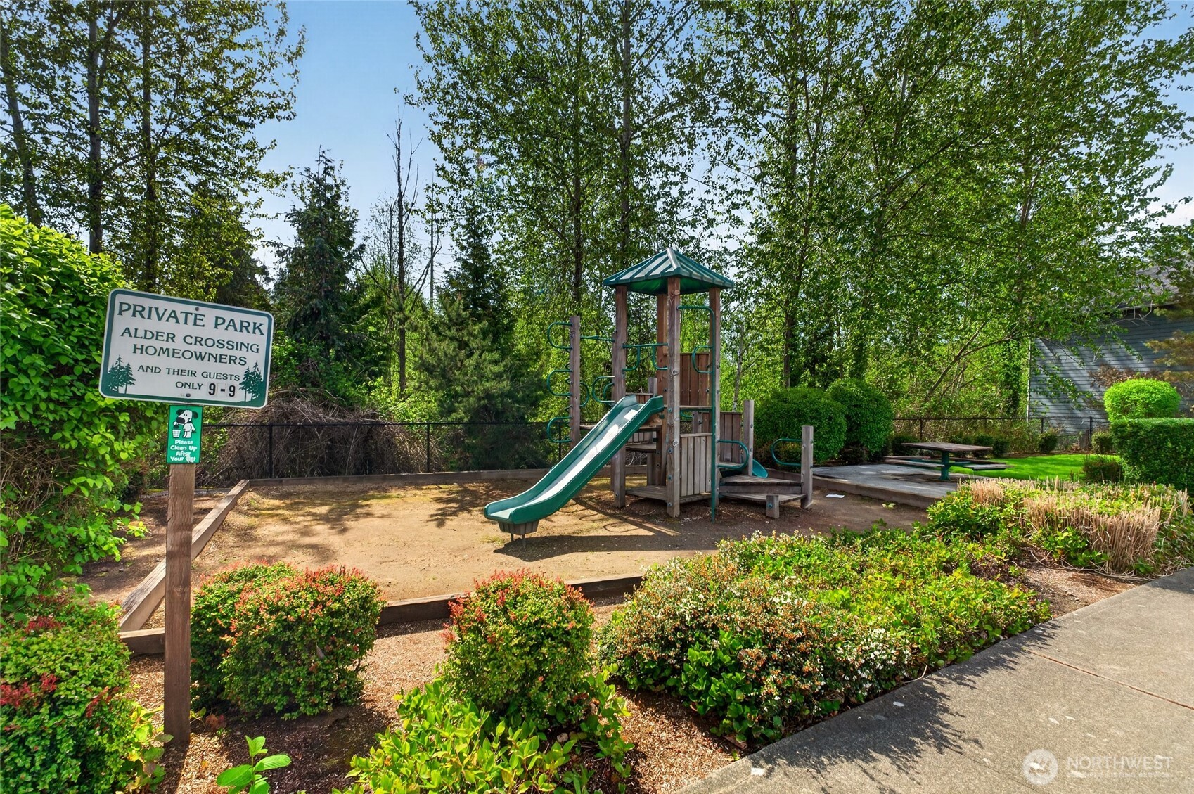 335 NE GRAHAM Avenue , Renton, WA 98059