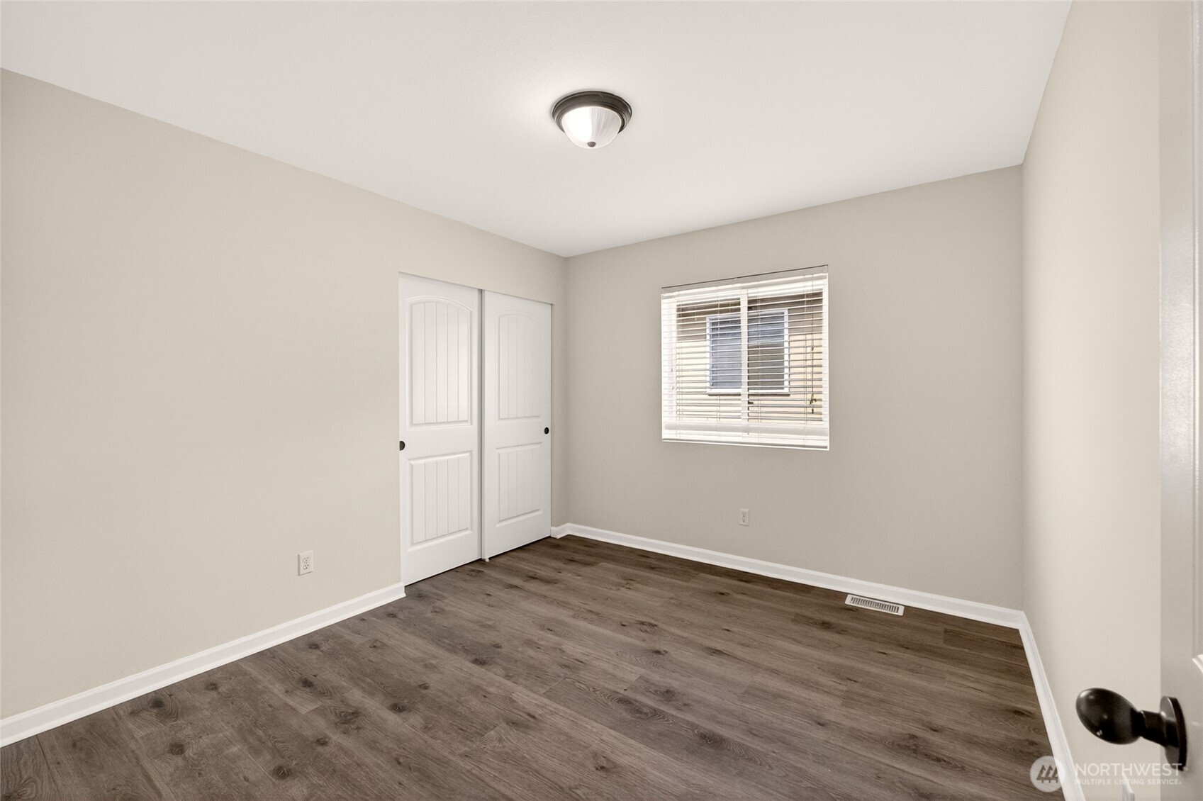 335 NE GRAHAM Avenue , Renton, WA 98059