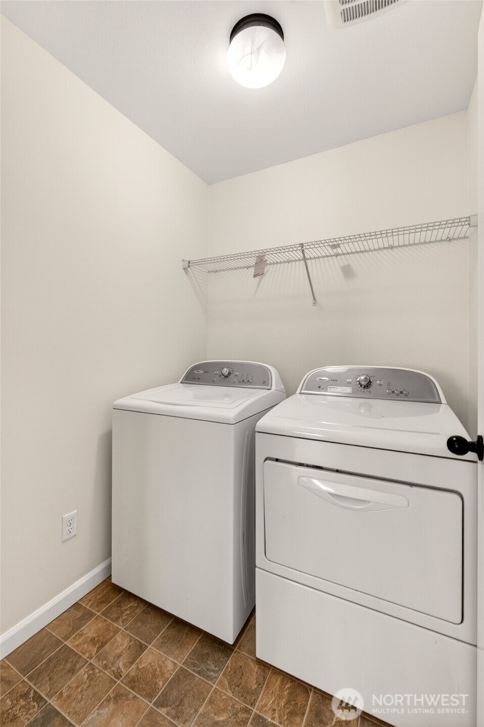 335 NE GRAHAM Avenue , Renton, WA 98059