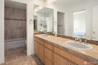 5824 168th Place SE, Bellevue, WA 98006 - Photo 27