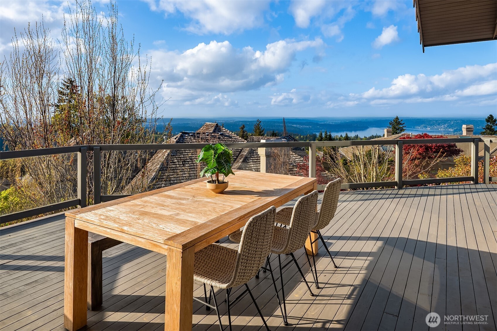 5824 168th Place SE, Bellevue, WA 98006