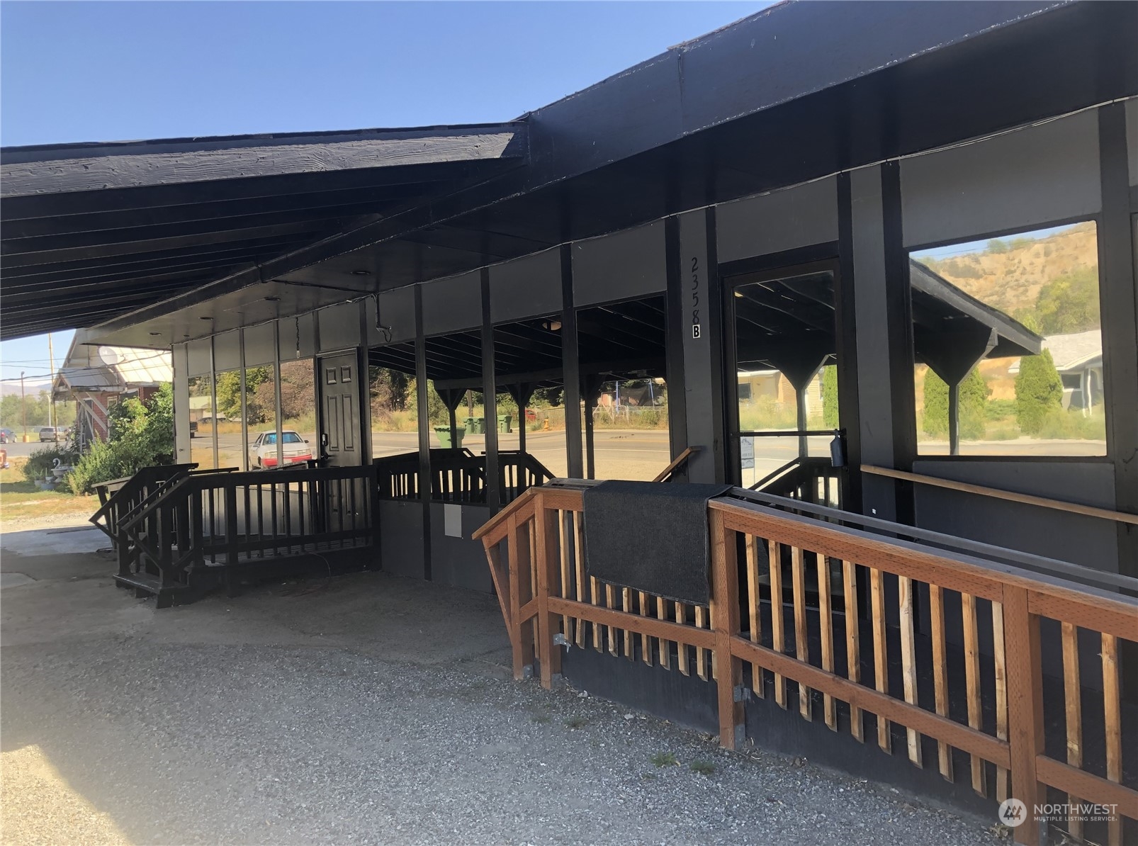 2358 A,B,C Elmway , Okanogan, WA 98840