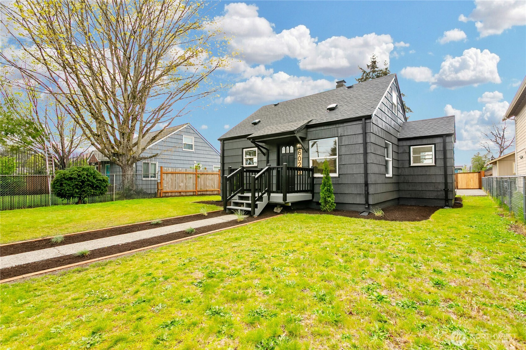 6028 S Fife Street , Tacoma, WA 98409