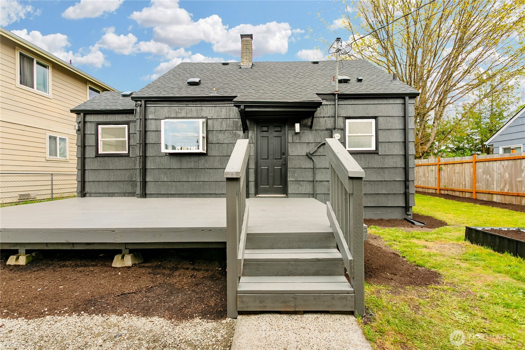 6028 S Fife Street , Tacoma, WA 98409