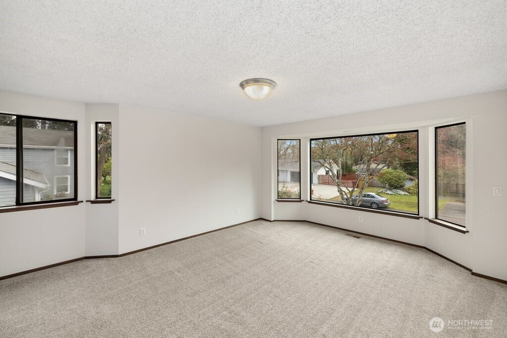 6423 76th Street Ct W, Lakewood, WA 98499