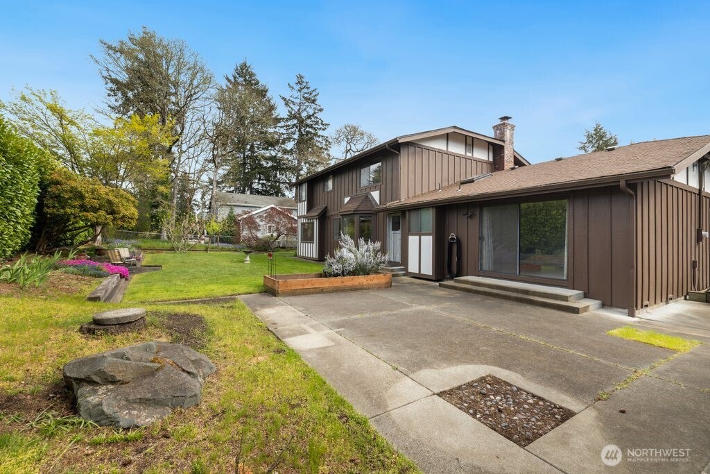 6423 76th Street Ct W, Lakewood, WA 98499