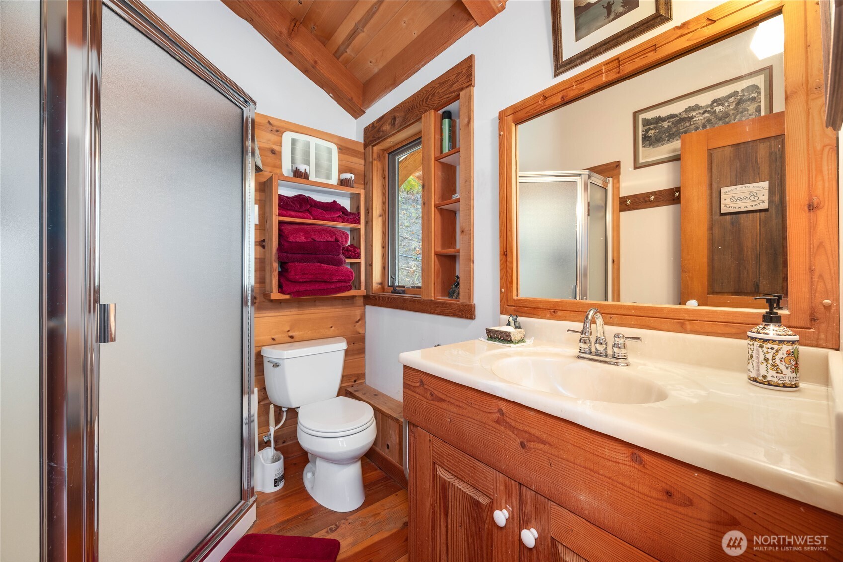 16495 S Lakeshore Road , Chelan, WA 98816