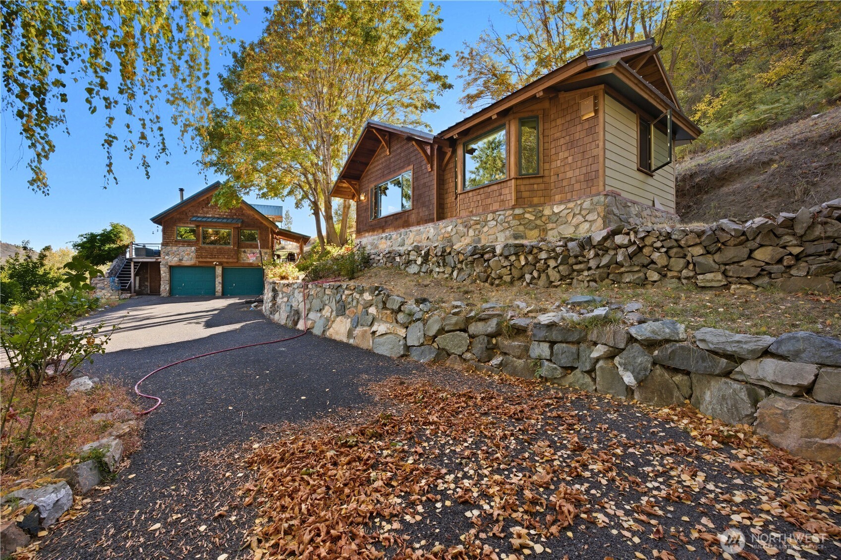 16495 S Lakeshore Road , Chelan, WA 98816