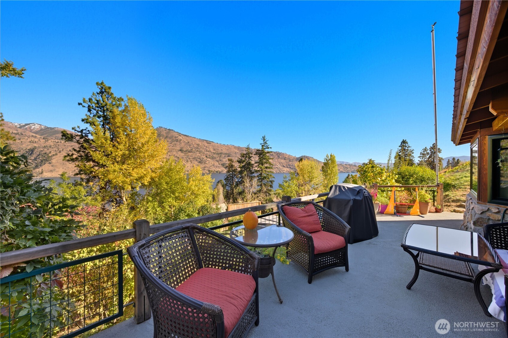 16495 S Lakeshore Road , Chelan, WA 98816