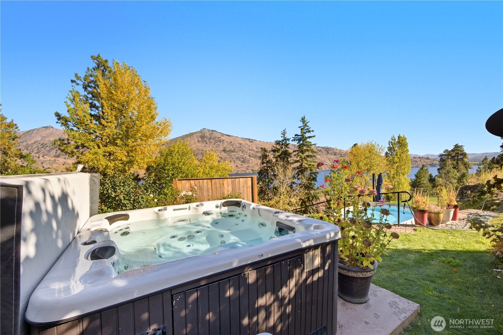 16495 S Lakeshore Road , Chelan, WA 98816