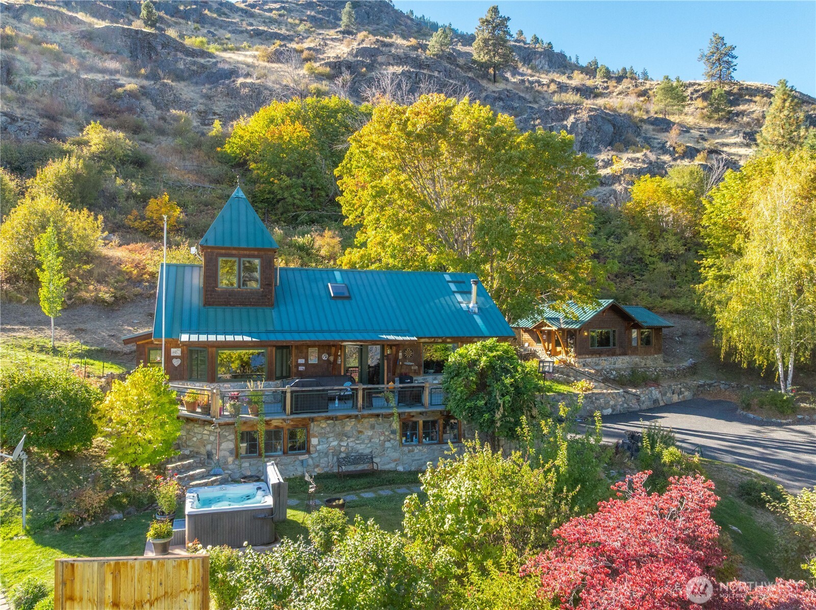 16495 S Lakeshore Road , Chelan, WA 98816