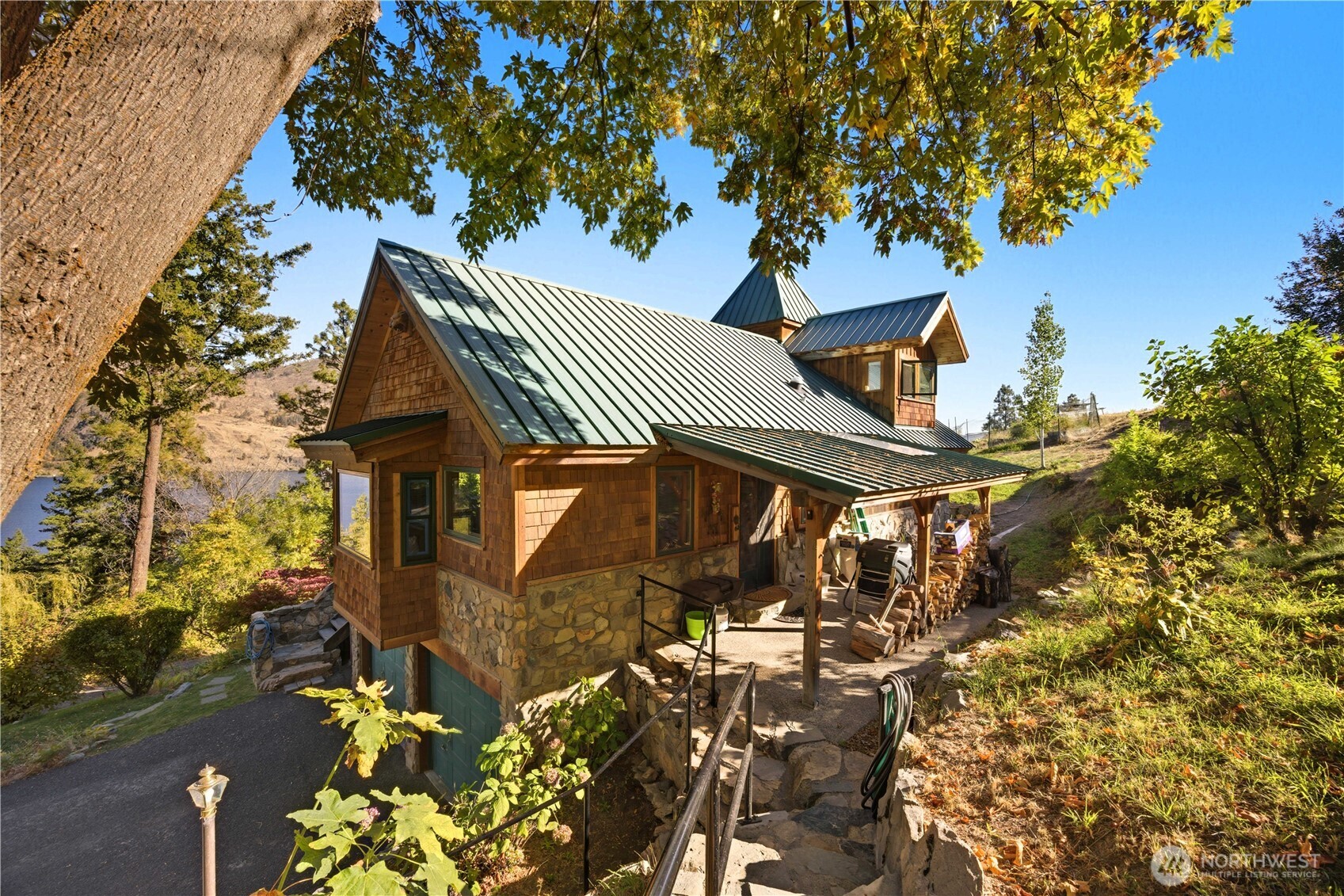 16495 S Lakeshore Road , Chelan, WA 98816