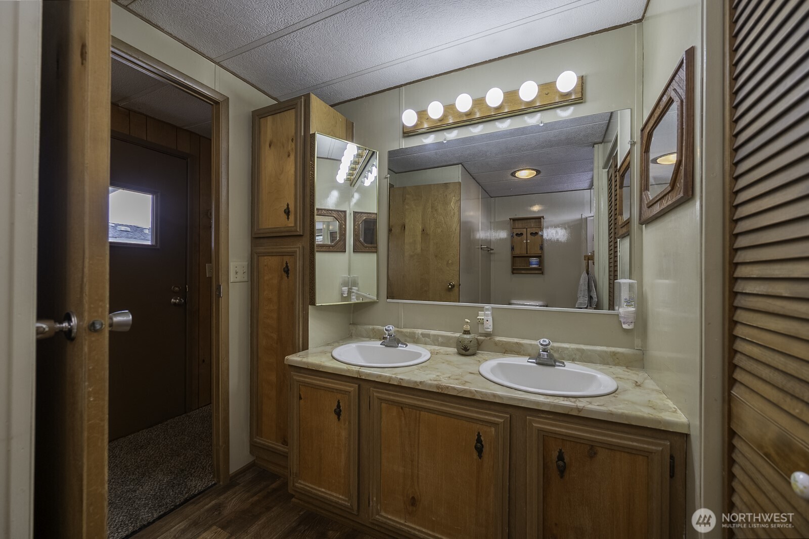 2240 W Broadway #137, Moses Lake, WA 98837