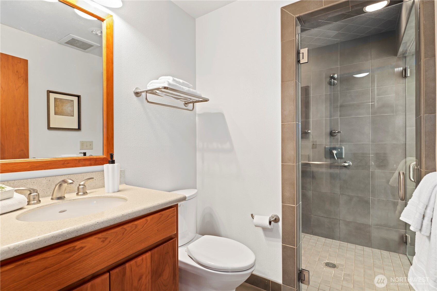 4640 Somerset Place SE, Bellevue, WA 98006