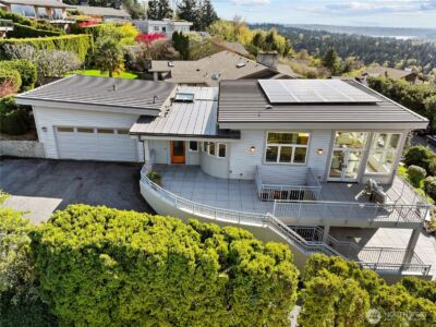 4640 Somerset Place SE, Bellevue, WA 98006 - Photo 2