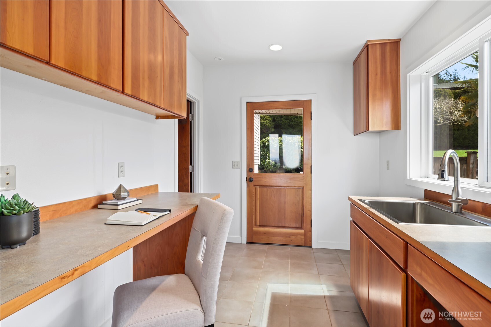 4640 Somerset Place SE, Bellevue, WA 98006