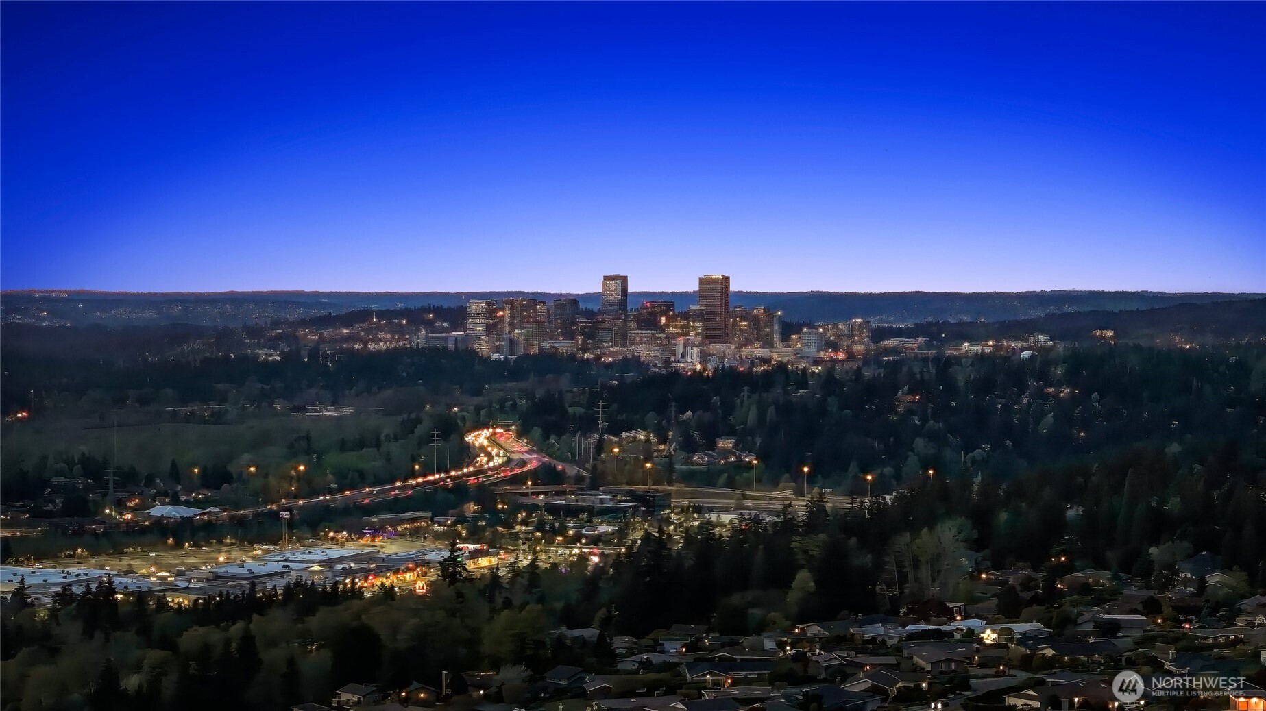 4640 Somerset Place SE, Bellevue, WA 98006