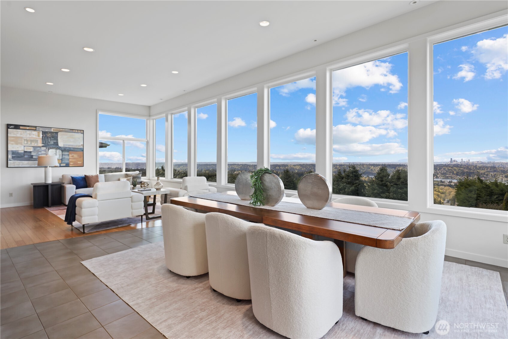 4640 Somerset Place SE, Bellevue, WA 98006