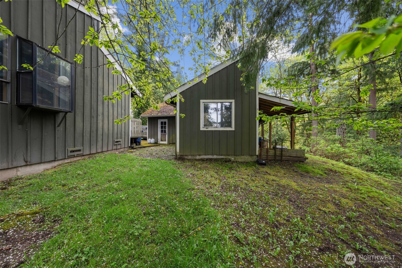 611 208th Avenue SE, Sammamish, WA 98074