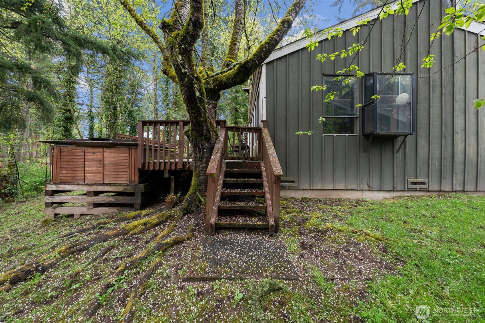 611 208th Avenue SE, Sammamish, WA 98074