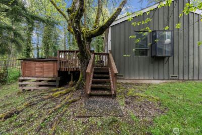 611 208th Avenue SE, Sammamish, WA 98074 - Photo 15