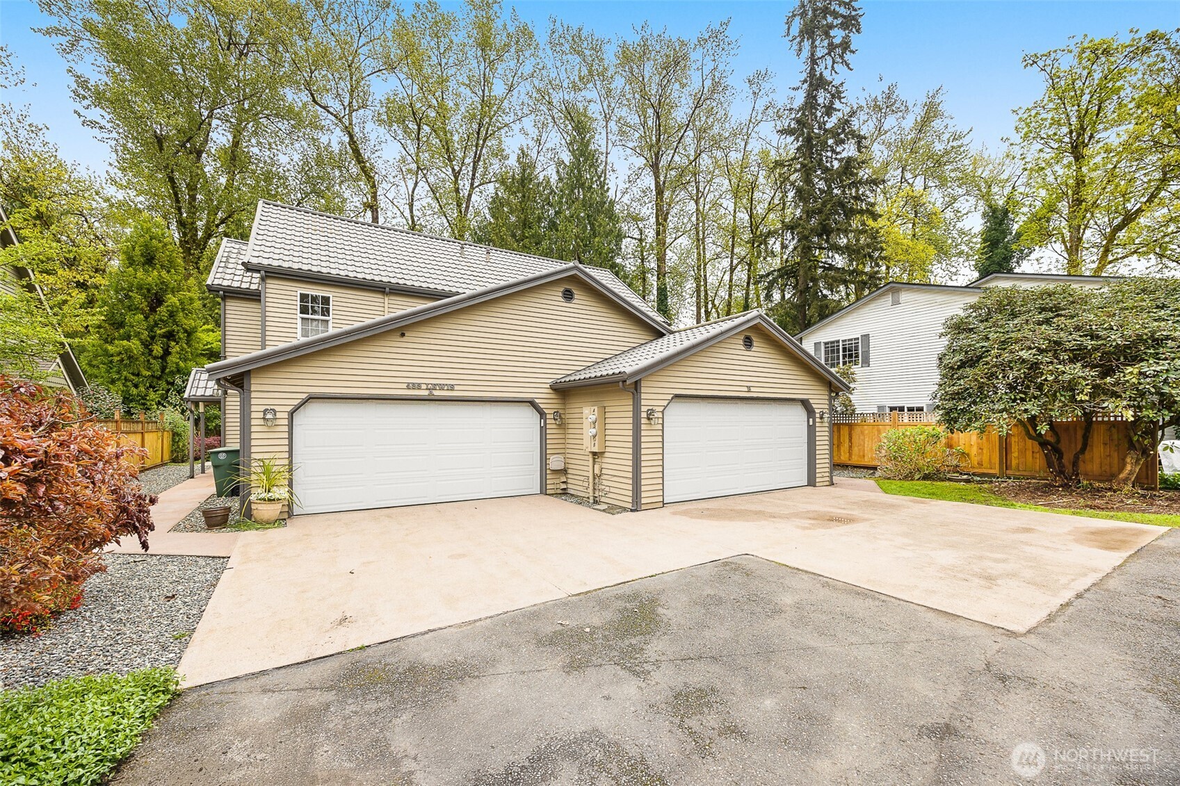 433 S Lewis Street #A & B, Monroe, WA 98272-2357