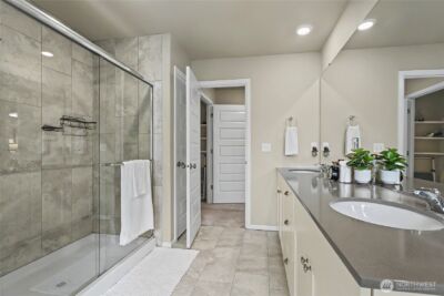 1230 Baker Heights Loop , Bremerton, WA 98312 - Photo 15