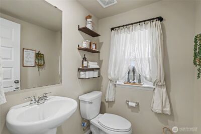 1230 Baker Heights Loop , Bremerton, WA 98312 - Photo 8