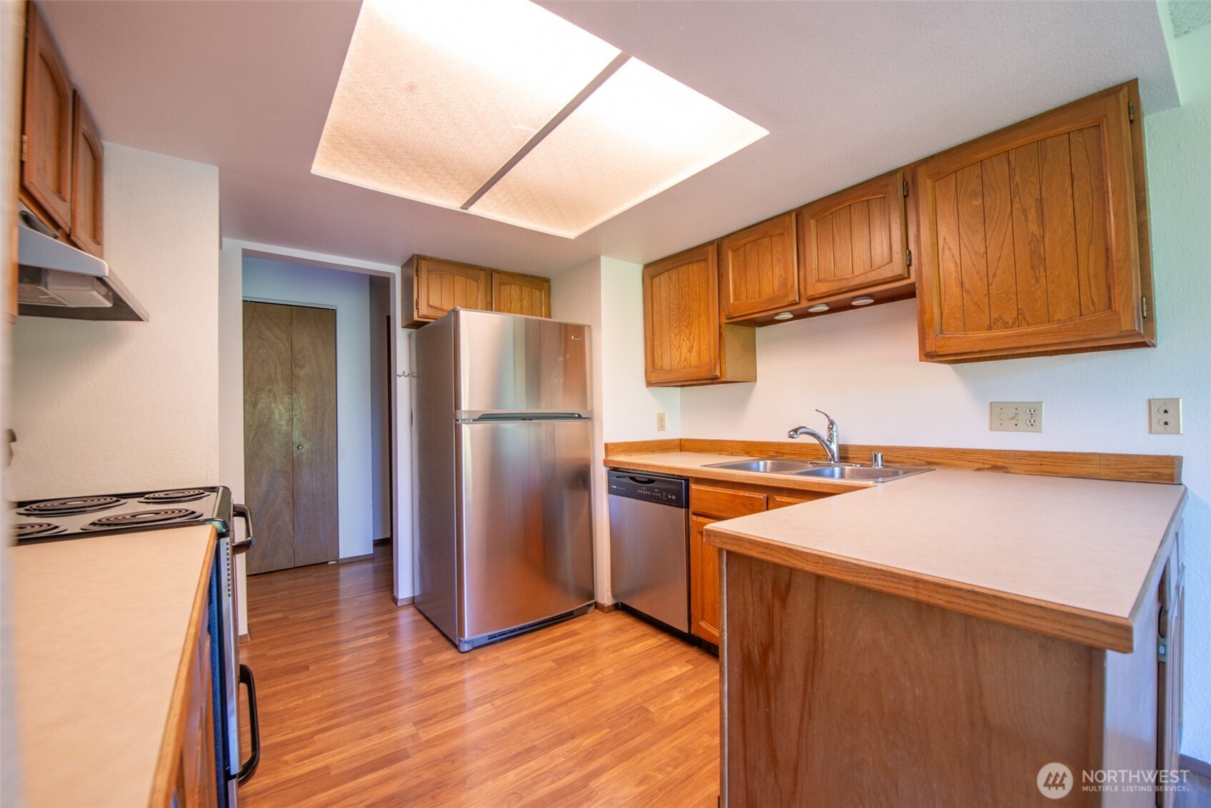 17417 Ashworth Avenue N #303, Shoreline, WA 98133-5463