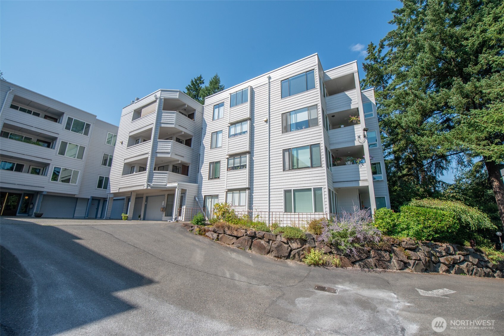17417 Ashworth Avenue N #303, Shoreline, WA 98133-5463