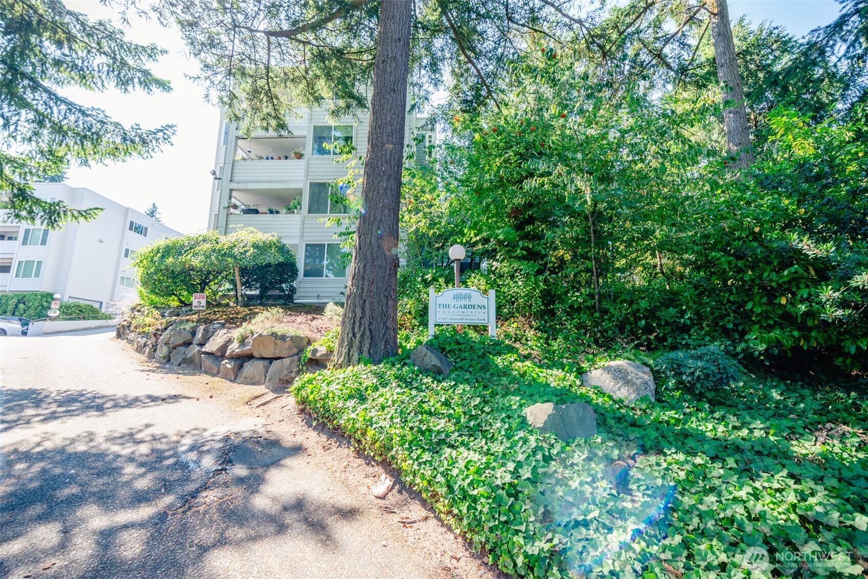 17417 Ashworth Avenue N #303, Shoreline, WA 98133-5463