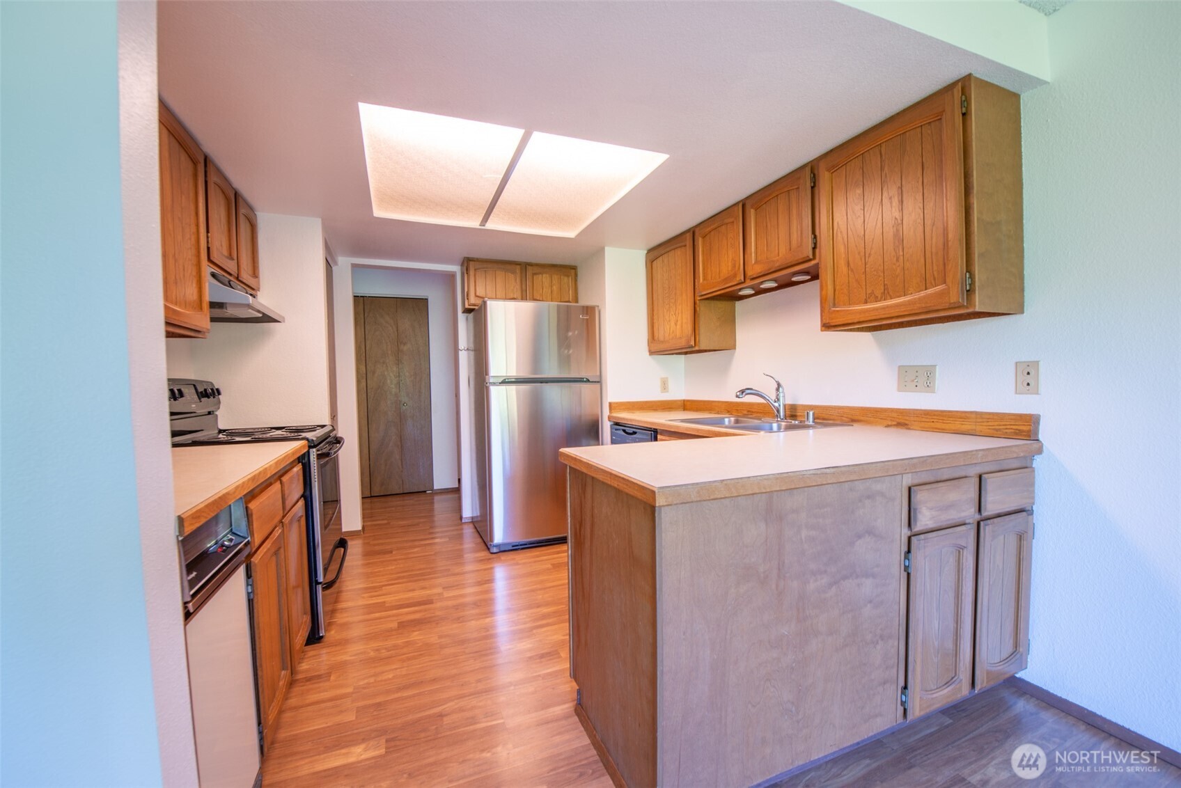 17417 Ashworth Avenue N #303, Shoreline, WA 98133-5463
