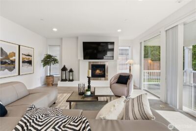 6563 SE 8th Place , Renton, WA 98059 - Photo 17