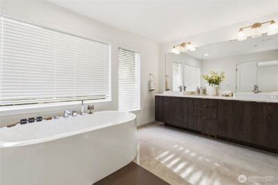 6563 SE 8th Place , Renton, WA 98059 - Photo 25