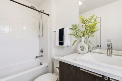 6563 SE 8th Place , Renton, WA 98059 - Photo 29