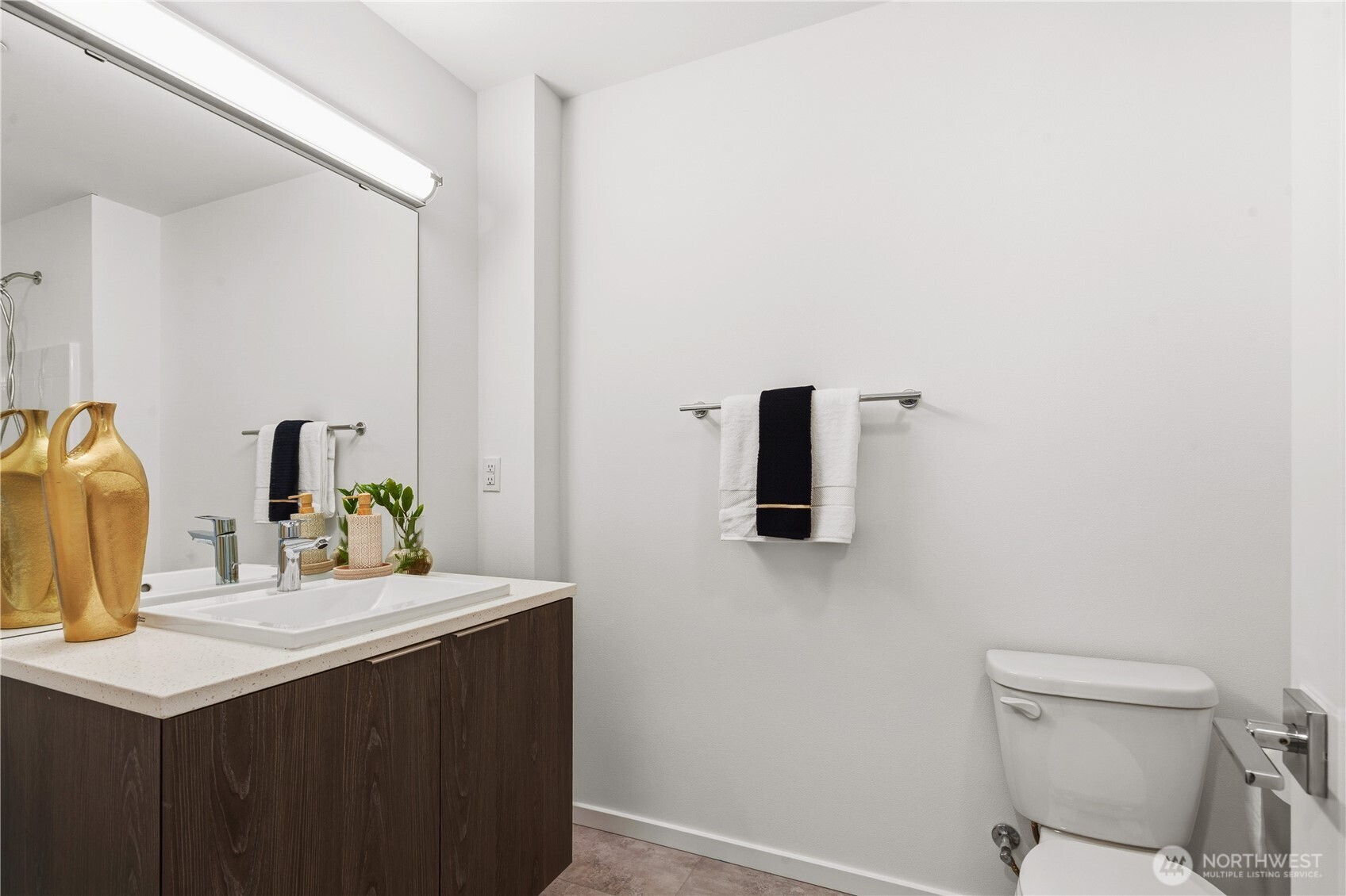 6563 SE 8th Place , Renton, WA 98059